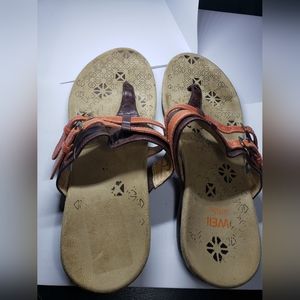 EUC Dr. Andrew Weil Sandals